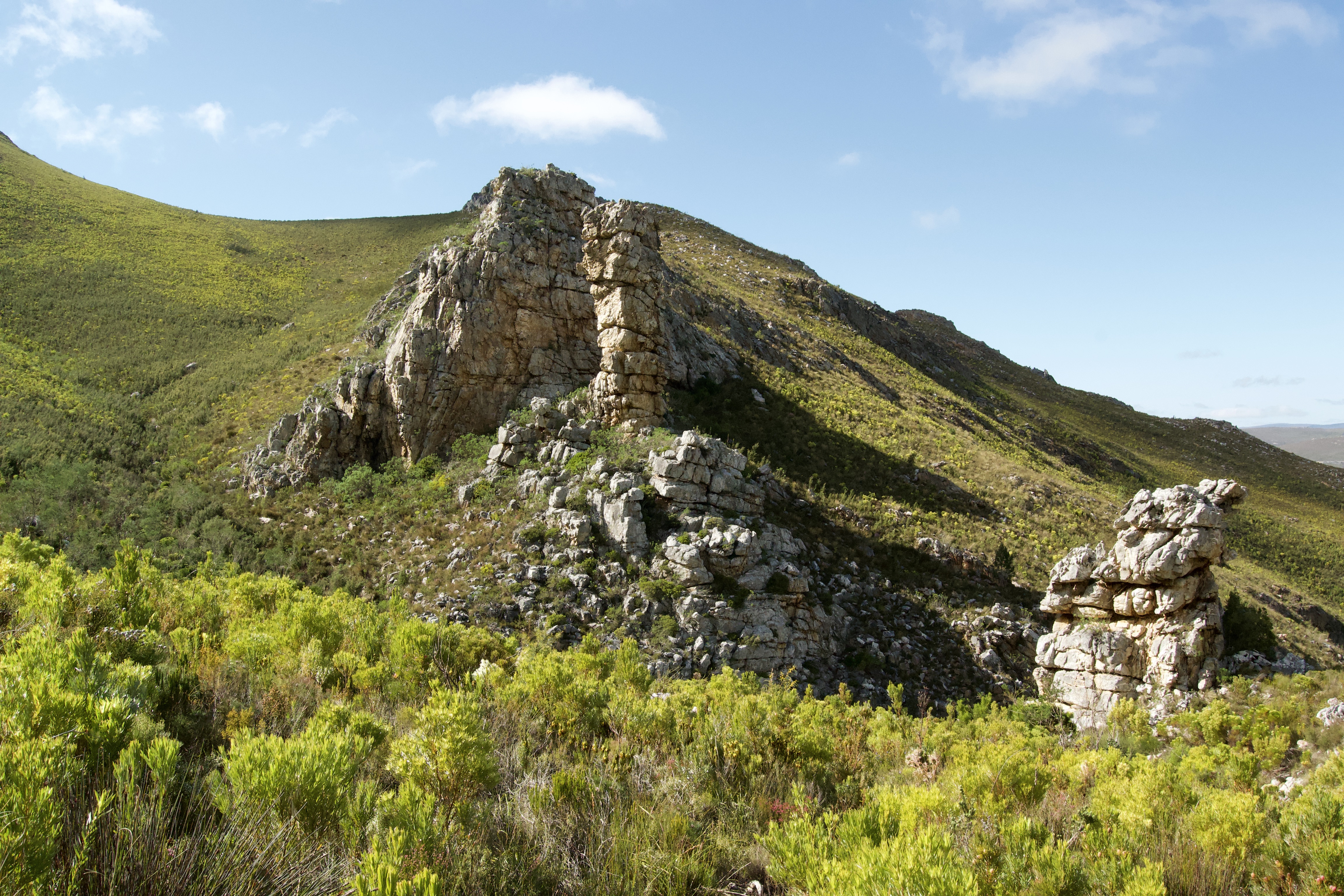 Rock Formations of the Kleinriviersberge, 21 August 2020. Copyright 2020 Forgotten Fields. All rights reserved.